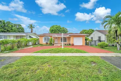 420 SE 3rd St, Hialeah, FL 33010 - Photo 1