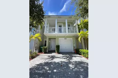 10717 NW 75th Ter, Doral, FL 33178 - Photo 1