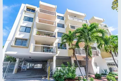 6937 Bay Dr #410, Miami Beach, FL 33141 - Photo 1