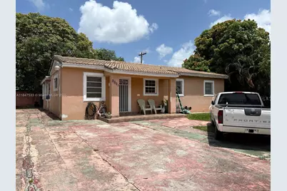 8621 NW 35th Ct, Miami, FL 33147 - Photo 1