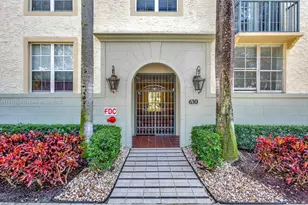 630 S Sapodilla Ave, West Palm Beach, FL 33401 - Photo 1