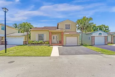 14116 Langley Pl, Davie, FL 33325 - Photo 1
