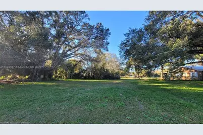 222 Spring Lake Blvd, Sebring, FL 33876 - Photo 1