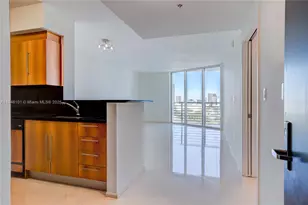 325 S Biscayne Blvd, Miami, FL 33131 - Photo 1