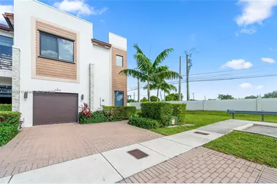 21460 NE 2nd Ct #21460, Miami, FL 33179 - Photo 1