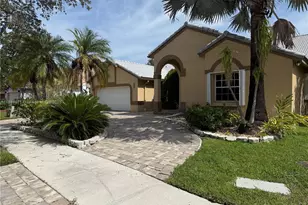 807 Heritage Dr, Weston, FL 33326 - Photo 1