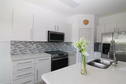 11223 NW 57th Ln, Doral, FL 33178 - Photo 1