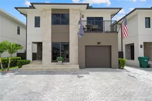 214 NW 13th Ct, Florida City, FL 33034 - Photo 1