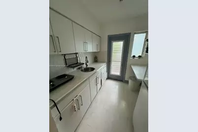 761 Euclid Ave #12B, Miami Beach, FL 33139 - Photo 1