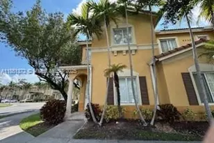 8330 NW 107th Pl, Doral, FL 33178 - Photo 1