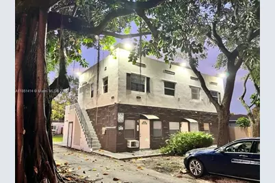 2205 Roosevelt St, Hollywood, FL 33020 - Photo 1