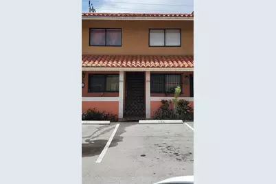 2710 W 60th Pl #204, Hialeah, FL 33016 - Photo 1