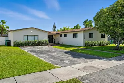10450 SW 162nd Ter, Miami, FL 33157 - Photo 1