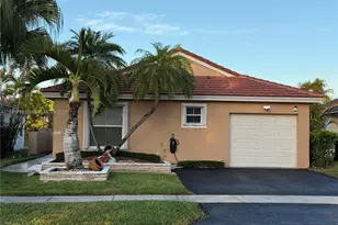 2002 NW 184th Way, Pembroke Pines, FL 33029 - Photo 1