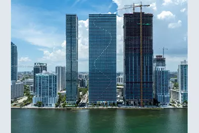 700 NE 24th St #3903, Miami, FL 33137 - Photo 1