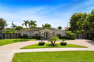 11070 SW 69th Dr, Miami, FL 33173 - Photo 1