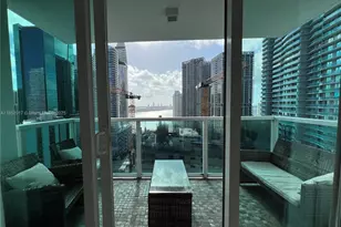 31 SE 5th St, Miami, FL 33131 - Photo 1