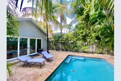 2558 Trapp Ave, Coconut Grove, FL 33133 - Photo 1