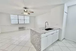 2401 Riverside Dr, Coral Springs, FL 33065 - Photo 1