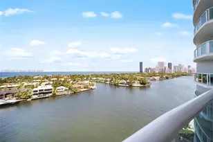 20201 E Country Club Dr, Aventura, FL 33180 - Photo 1