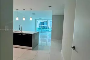900 Biscayne Blvd, Miami, FL 33132 - Photo 1