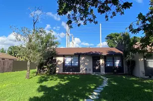 4501 SW 136th Pl, Miami, FL 33175 - Photo 1