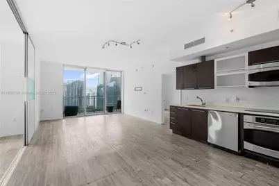 90 SW 3rd St #4203, Miami, FL 33130 - Photo 1
