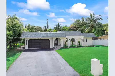 2420 SW 44th Ter, Fort Lauderdale, FL 33317 - Photo 1