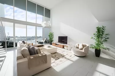 1040 Biscayne Blvd #3203, Miami, FL 33132 - Photo 1