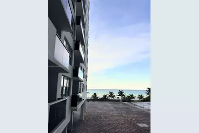 6039 Collins Ave #414, Miami Beach, FL 33140 - Photo 1