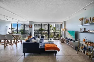 600 NE 36th St, Miami, FL 33137 - Photo 1