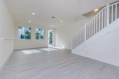 10226 NW 64th Ter #105, Doral, FL 33178 - Photo 1