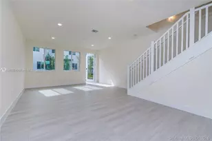 10226 NW 64th Terrace, Doral, FL 33178 - Photo 1