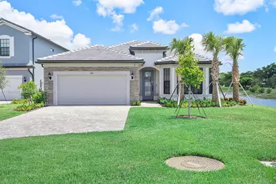 4434 Tacoma Park Dr, Oakland Park, FL 33309 - Photo 1