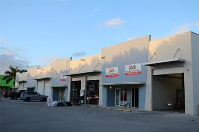 10990 NW 138th St #9, Hialeah Gardens, FL 33018 - Photo 1