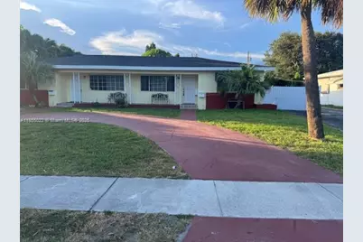 2233 NE 173rd St #front, North Miami Beach, FL 33160 - Photo 1