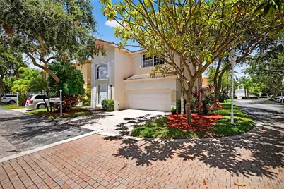 1241 Johnson Ct, Hollywood, FL 33019 - Photo 1