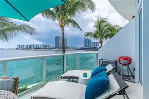 2000 Bay Dr, Miami Beach, FL 33141 - Photo 1