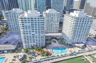 999 Brickell Bay Dr, Miami, FL 33131 - Photo 1