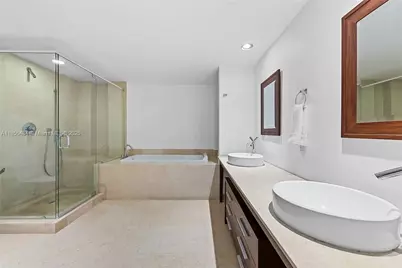 475 Brickell Ave #2009, Miami, FL 33131 - Photo 12