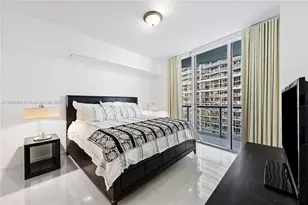 475 Brickell Ave, Miami, FL 33131 - Photo 14