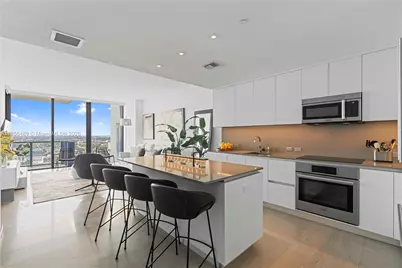 88 SW 7th St #2906, Miami, FL 33130 - Photo 1