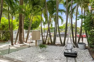 769 NW 10th St, Miami, FL 33136 - Photo 1