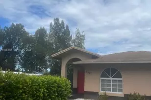 3985 NW 165th St, Miami Gardens, FL 33054 - Photo 1