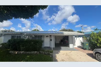 4581 NE 5th Ave, Oakland Park, FL 33334 - Photo 1