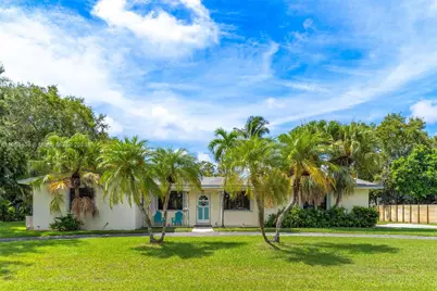 8340 SW 154th Ter, Palmetto Bay, FL 33157 - Photo 1