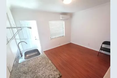 919 N 19th Ave #b, Hollywood, FL 33020 - Photo 1