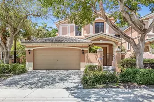 2709 Center Ct Dr, Weston, FL 33332 - Photo 1