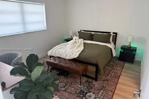 1150 Collins Ave, Miami Beach, FL 33139 - Photo 1