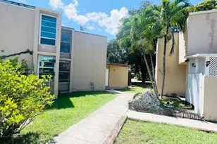 20131 SW 123rd Dr, Miami, FL 33177 - Photo 1
